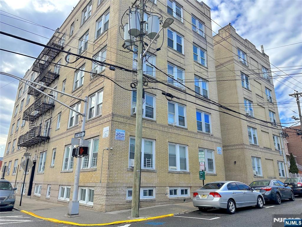 Property for Sale at 201 45th Street E2, Union City, New Jersey - Bedrooms: 2 
Bathrooms: 1  - $299,000
