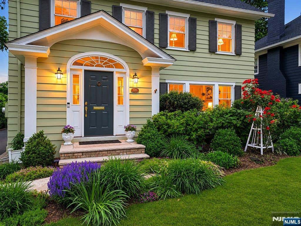 Photo of 120 Buckingham Road, Montclair, NJ 07043 (MLS # 26019975)