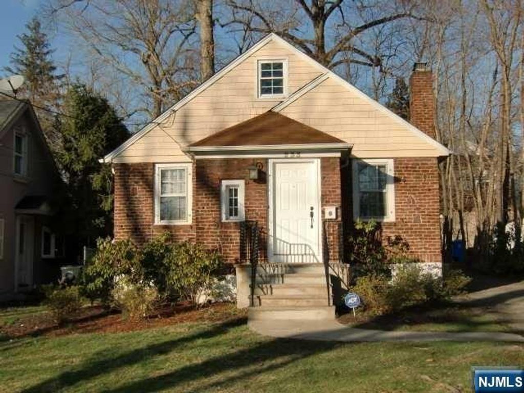 Photo of 235 Walton Street, Englewood, NJ 07631 (MLS # 26017757)