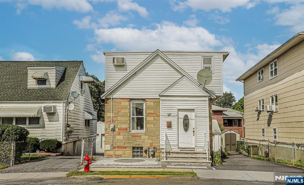 69 Chestnut Street