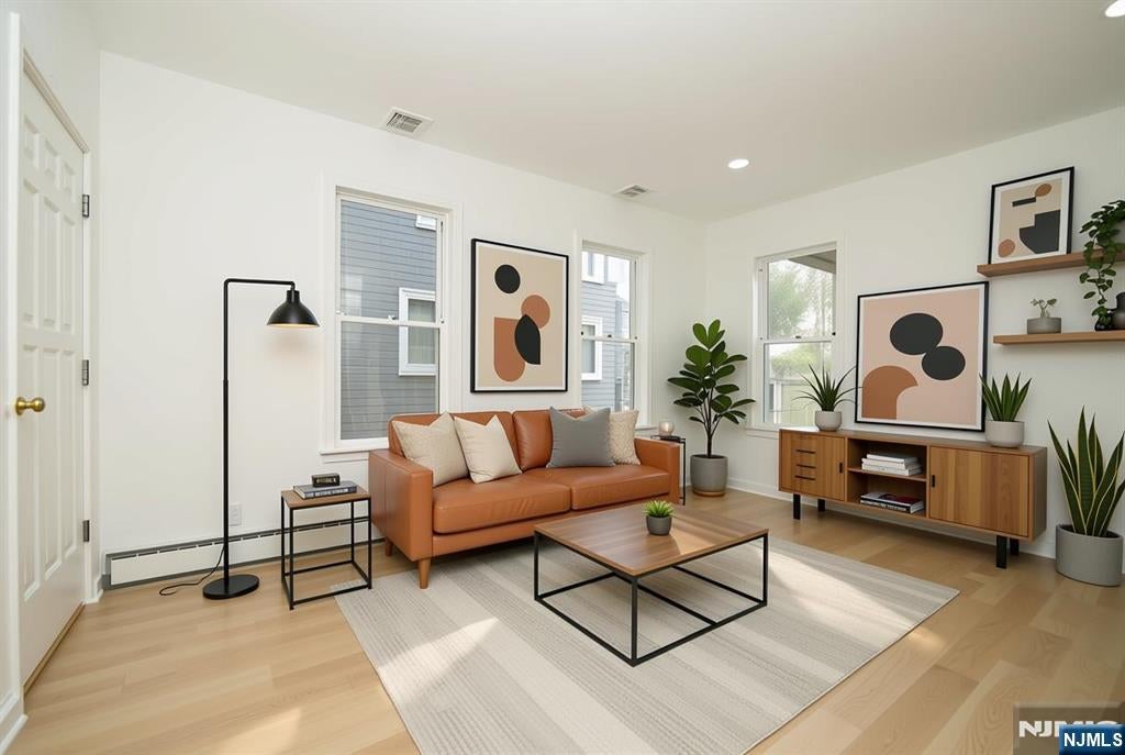 558 Lafayette Avenue 1