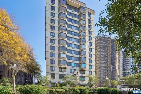 Photo of 316 Prospect AVE #3C, Hackensack, NJ 07601 (MLS # 26040780)
