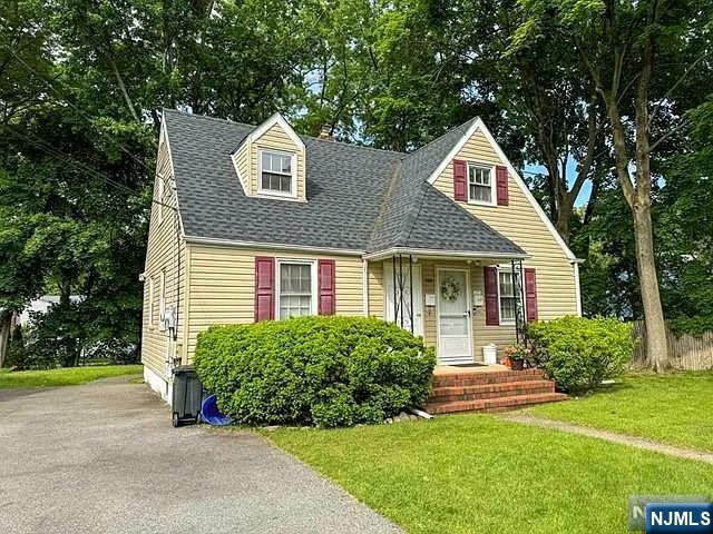 220 David Hooper Pl P, Westwood, New Jersey - 1 Bedrooms  
1 Bathrooms  
3 Rooms - 