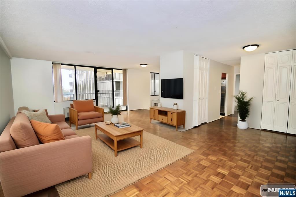 300 Winston Drive 106