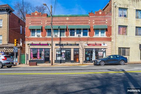 296-298 Main West Orange NJ 07052