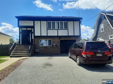 Photo of 74 Delford Ave #2, Bergenfield, NJ 07621 (MLS # 26021152)