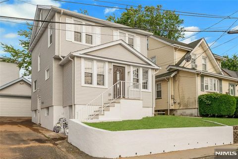 Photo of 319 2nd Place, Bogota, NJ 07603 (MLS # 26020727)