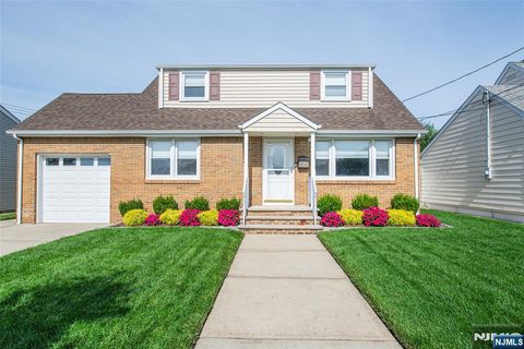 28 Bergen Avenue North Arlington NJ 07031