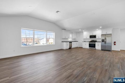 Photo of 4 Rossi #2b, South Hackensack, NJ 07606 (MLS # 26015695)