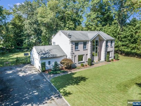 131 Cedar Lane Hillsdale NJ 07642