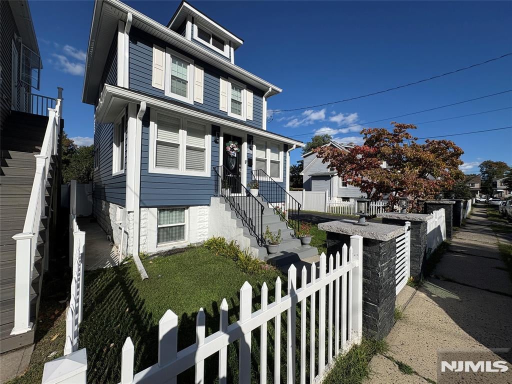 167 Warren Street