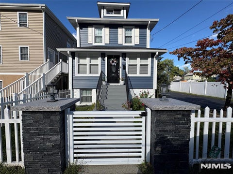 Photo of 167 Warren Street, Englewood, NJ 07631 (MLS # 26039229)