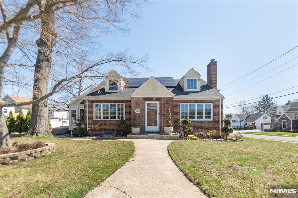 Photo of 120 S Prospect Avenue, Hackensack, NJ 07601 (MLS # 26010498)