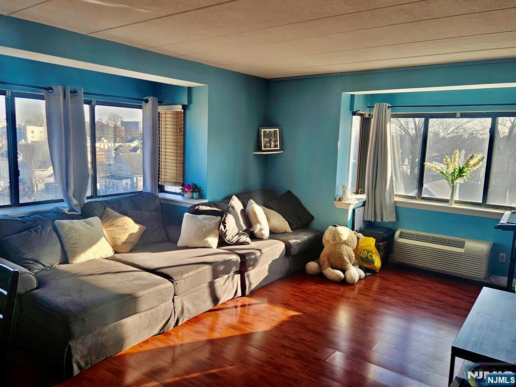 5 Linden Street 5E