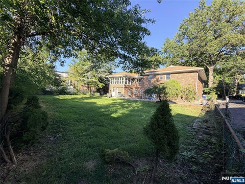Photo of 1069 Palisade Ave, Fort Lee, NJ 07024 (MLS # 26035299)