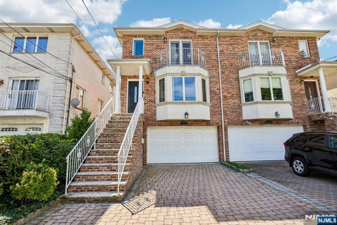 Photo of 398 Lawton Avenue #C0398, Cliffside Park, NJ 07010 (MLS # 26035267)