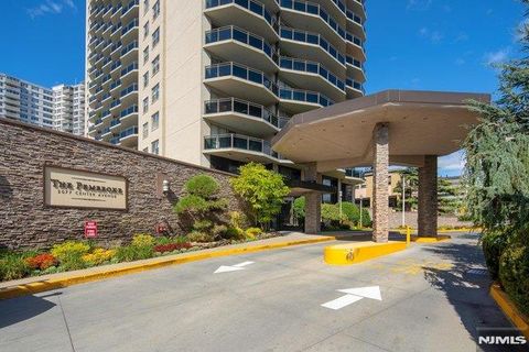 2077 Center Avenue Unit 20F, Fort Lee, NJ 07024 - MLS#: 25008523