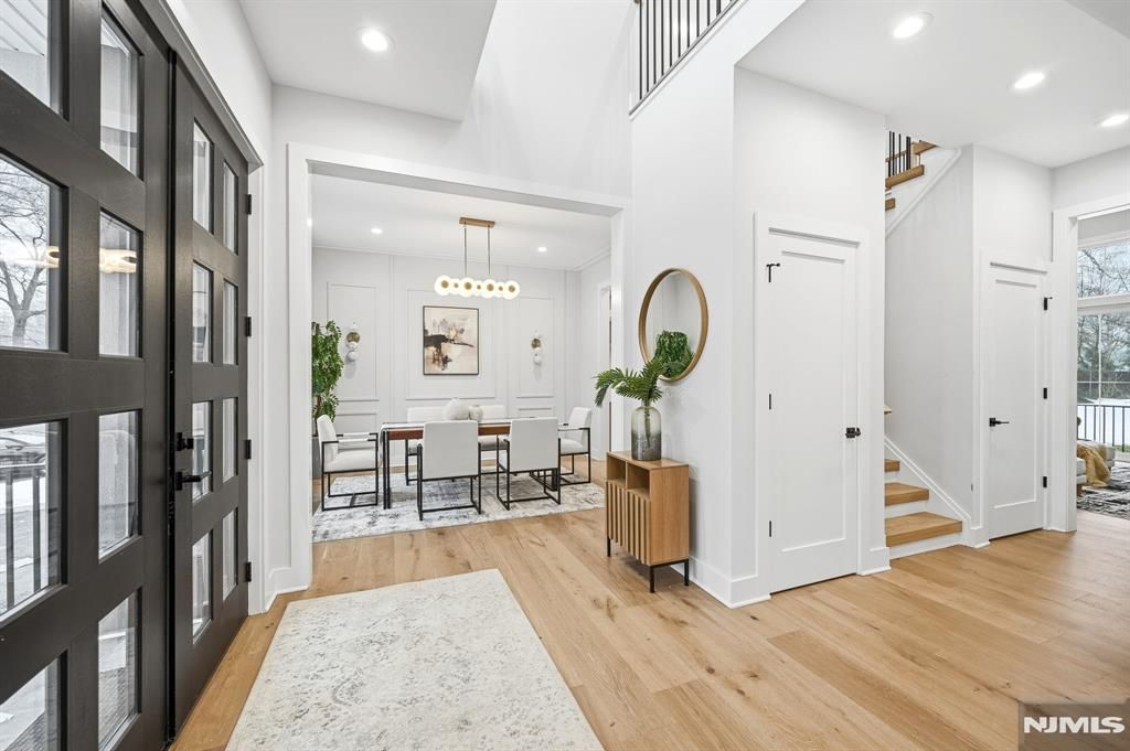 Photo of 33 Tower Road, Livingston, NJ 07039 (MLS # 26003753)