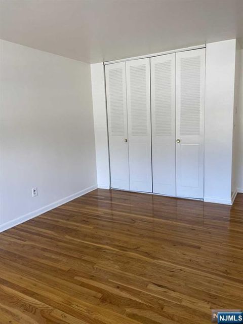 Photo of 310 Spring Ave #3D, Ridgewood Village, NJ 07450 (MLS # 25041325)