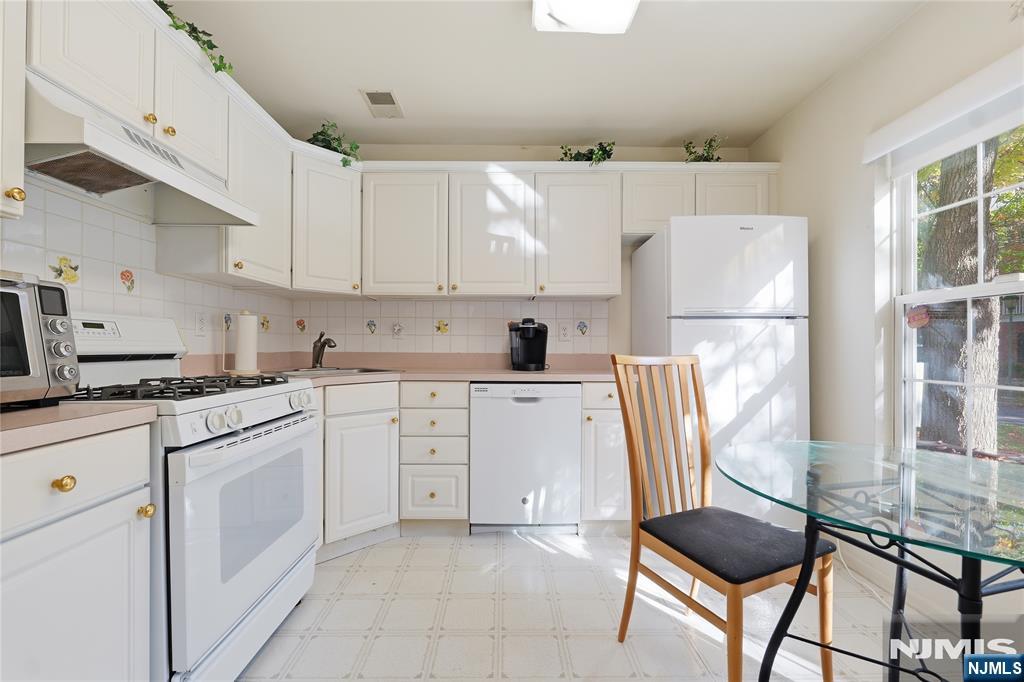 2181 Kent Court