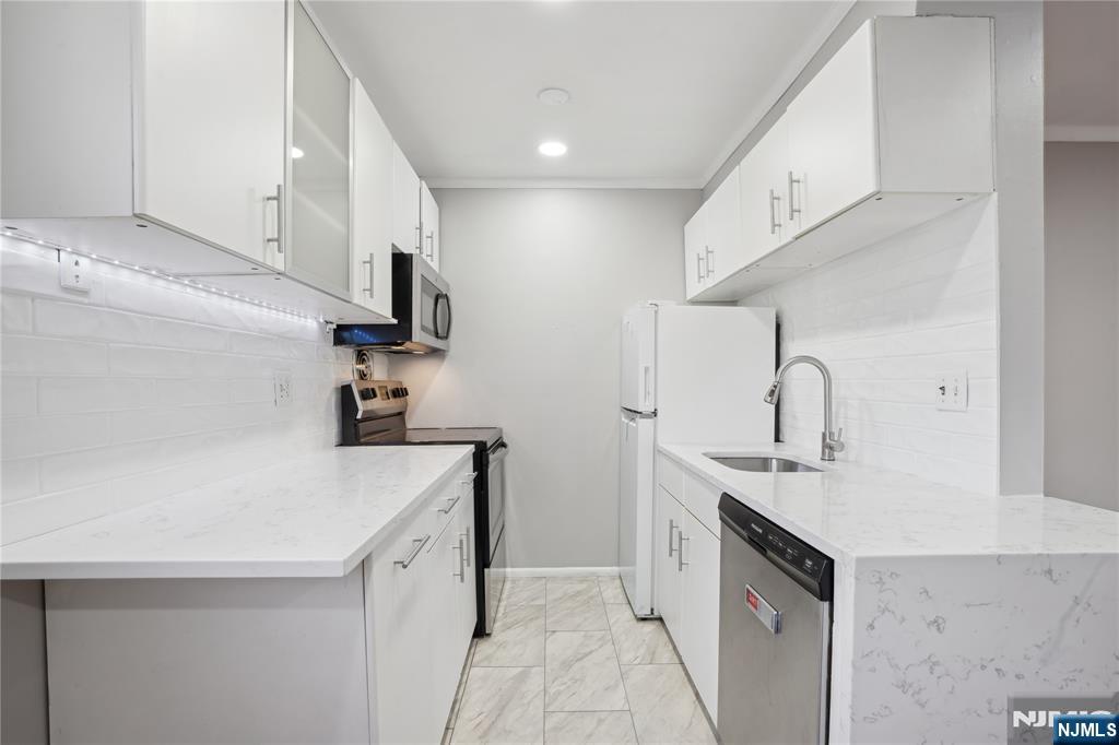 56 68th Street 7