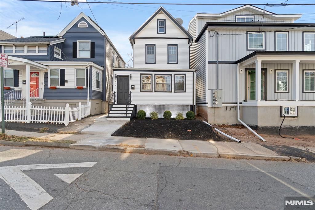 Photo of 13 Orange Place, Irvington, NJ 07111 (MLS # 26018344)