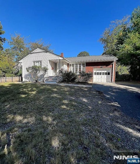 Photo of 168 County Rd, Cresskill, NJ 07626 (MLS # 26040419)