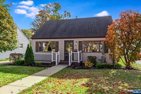 Photo of 81 Maple Hill Road, Clifton, NJ 07013 (MLS # 25038683)