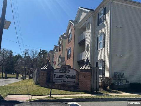 MLS: 25008919