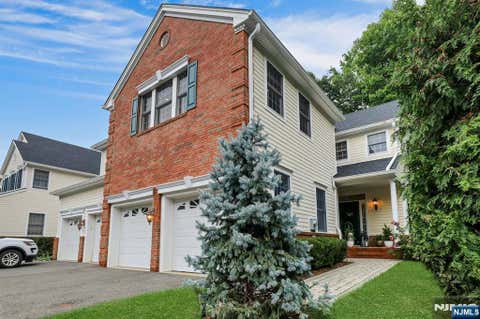Photo of 709 Fieldstone Terrace, Wyckoff, NJ 07481 (MLS # 26027342)