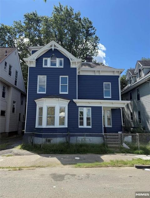 15 Winthrop Terrace East Orange NJ 07018