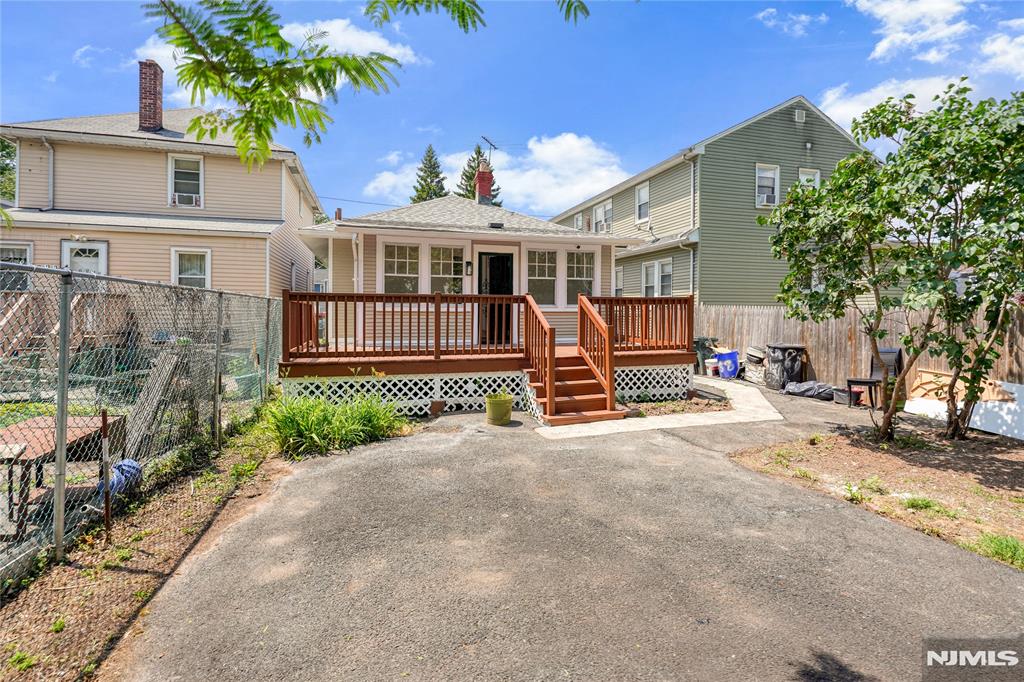 88 Franklin Terrace