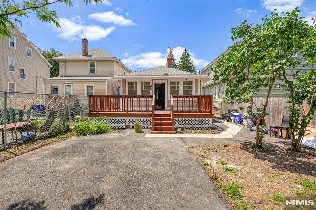 88 Franklin Terrace