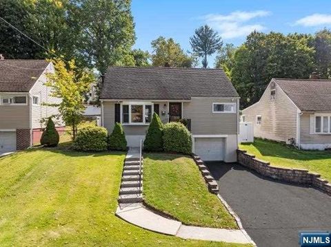 8 Phyllis Road West Orange NJ 07052