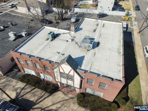 133 Cedar Lane Teaneck NJ 07666