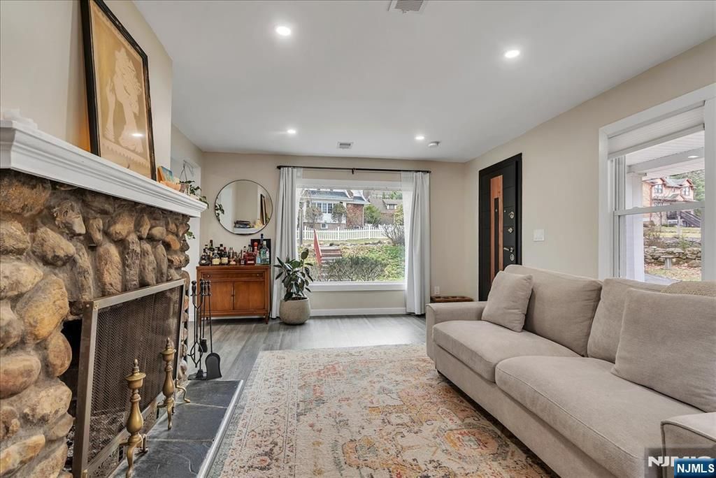 Photo of 34 Forest Avenue, Montvale, NJ 07645 (MLS # 26009384)