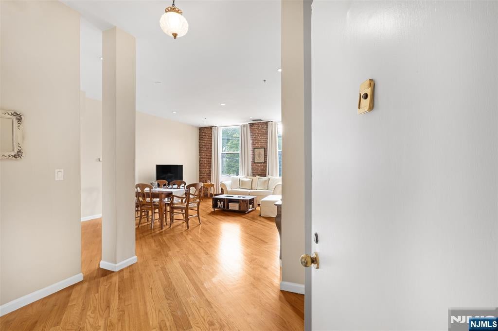 220 Main Street 203