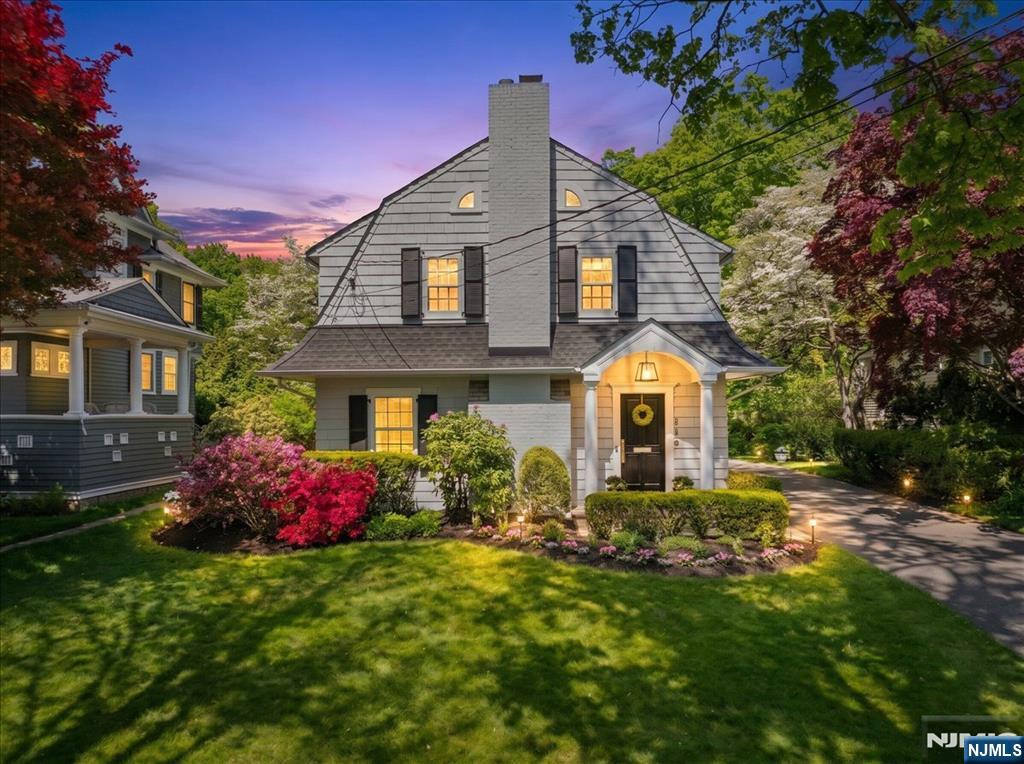 138 Melrose Place