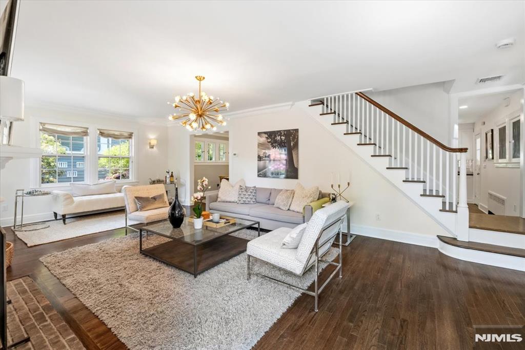 138 Melrose Place