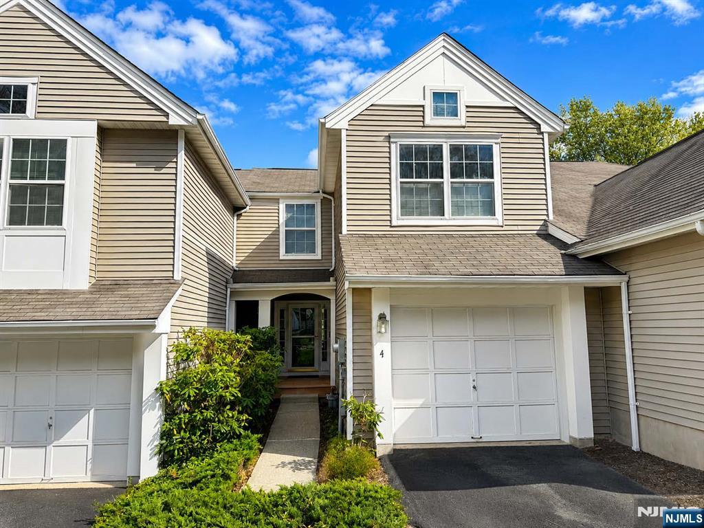4 Woodmont Drive