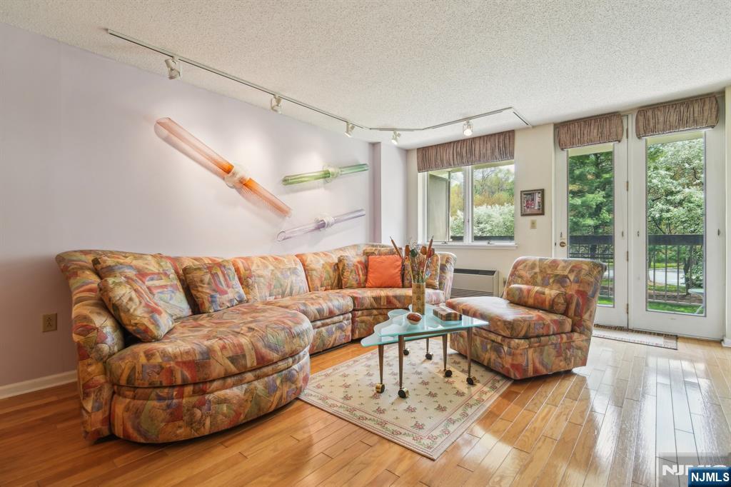 10 Smith Manor Boulevard 205