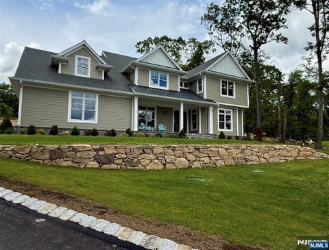 Photo of 3 Bristol Ridge Road, Boonton Township, NJ 07005 (MLS # 25040079)