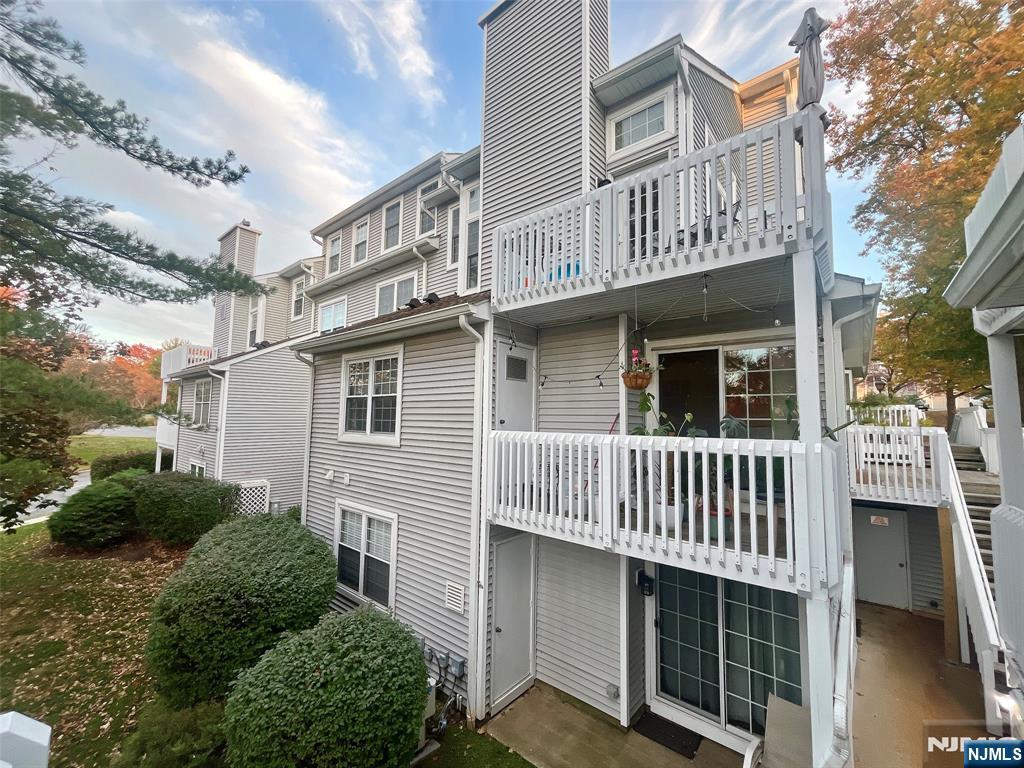 14 Regency Circle 14