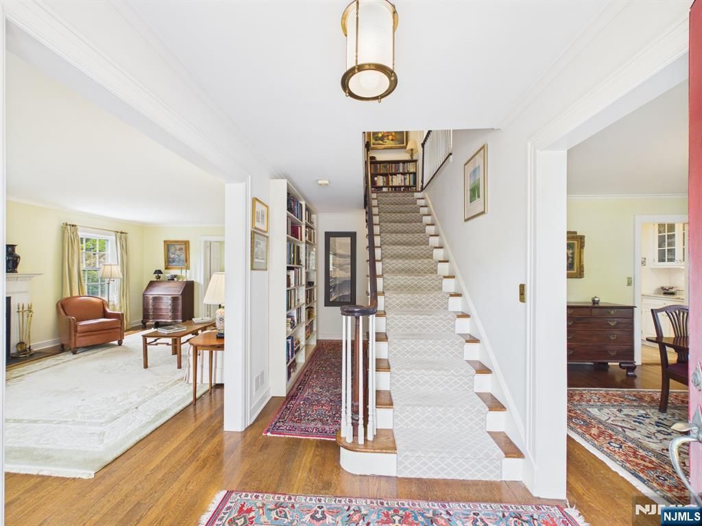 Photo of 342 Beechwood Road, Ridgewood Village, NJ 07450 (MLS # 26012980)