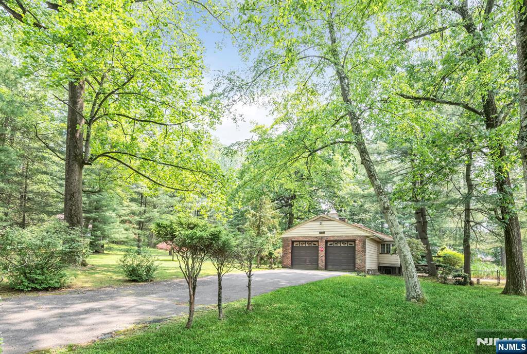 135 Dimmig Road