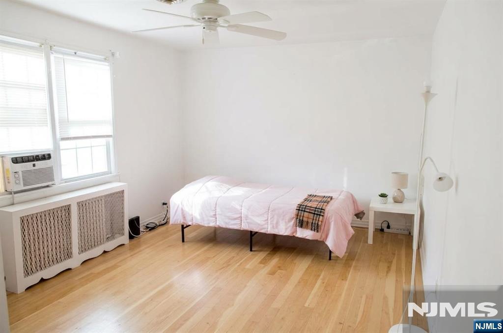 129 River Drive B