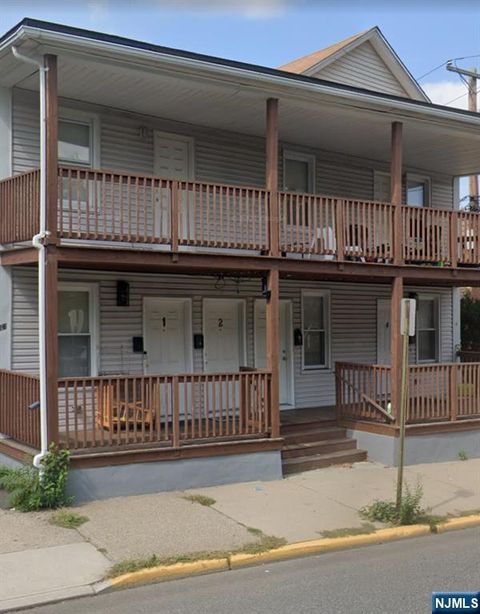 16-18 N Front 3 Bergenfield NJ 07621