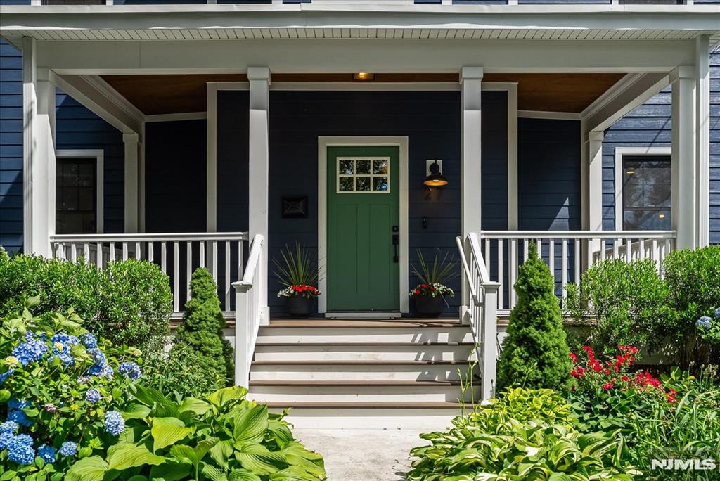 27 Montclair Avenue