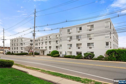 Photo of 333 Grand Avenue #2M, Palisades Park, NJ 07650 (MLS # 26032848)