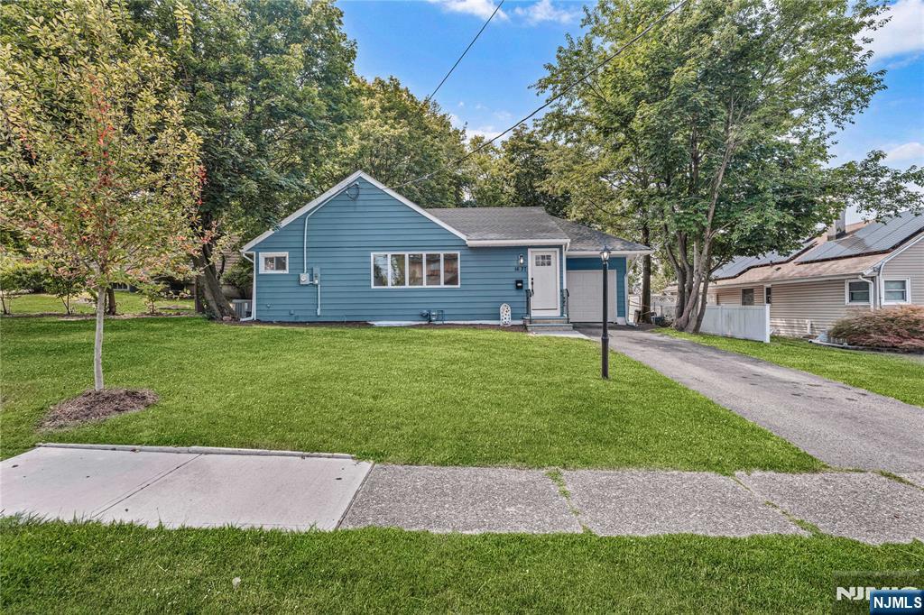 16-37 Eberlin Drive